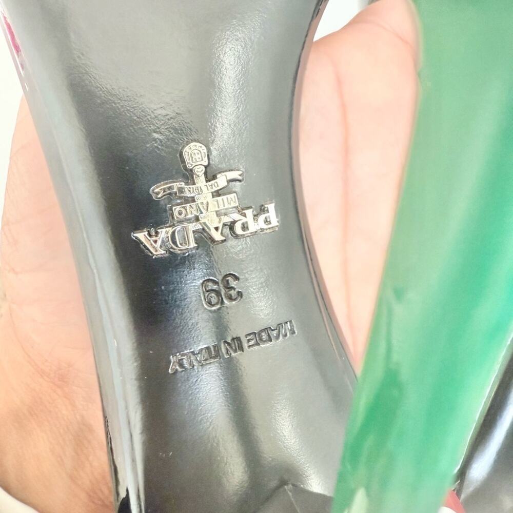 Prada Black red pink leather Runway Daisy floral high heel sandals EU 39 - Picture 8 of 11